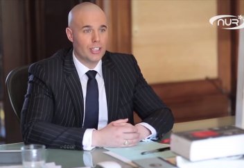 Очередной исламофоб принял Ислам