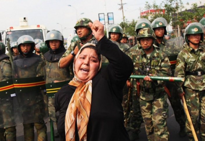Будни полицейского государства – куда уйгурских мусульман сгоняют тысячами?
