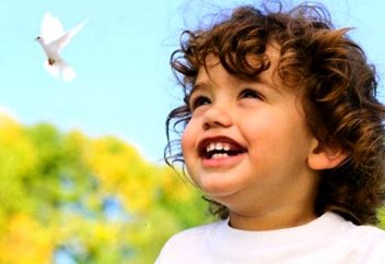 Детей-сирот в ОАЭ принимают на воспитание незамужние мусульманки