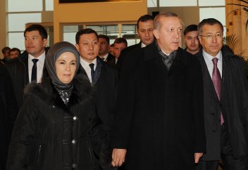 Реджеп Тайып Ердоған Қазақстанға іссапармен келді (ФОТО)