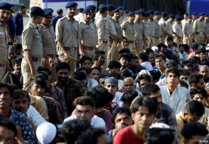 Высылка из Индии в Бангладеш является незаконной и направлена против мусульман: HRW