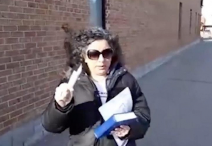 Осквернительница Корана объявлена в розыск (ВИДЕО)