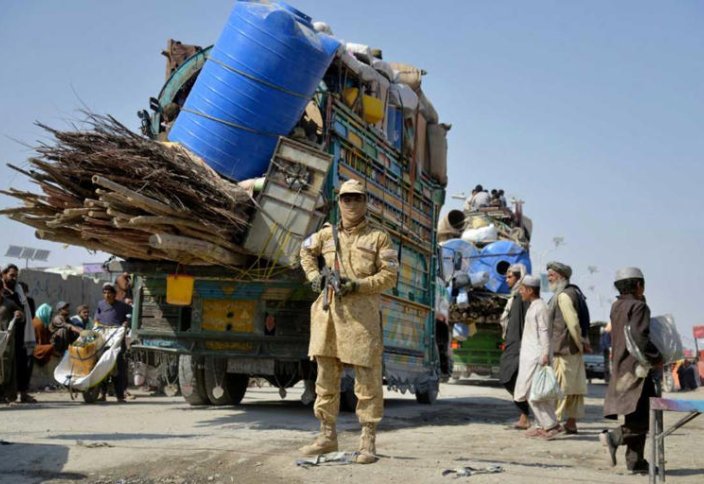 Афганистан ищет новые торговые маршруты, поскольку отношения с Пакистаном ухудшаются