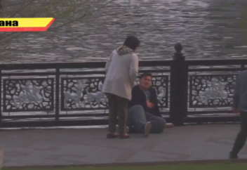 Қазақстандықтар мен америкалықтар көшеде ауырып қалған адамға қалай көмектеседі? – эксперимент (видео)