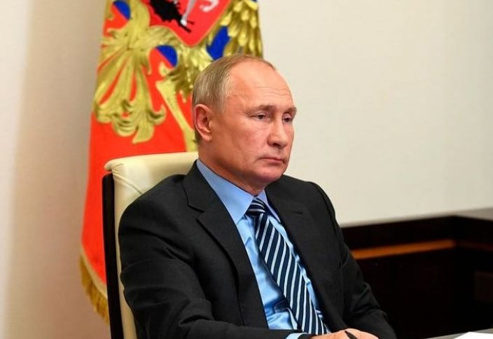 Разные: Российский миллиардер заявил, что Путин тратит огромные средства на подкуп иностранных политиков