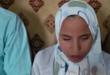 Көзі нашар көретін қыз Құранды  18 айда жаттап алған (видео)