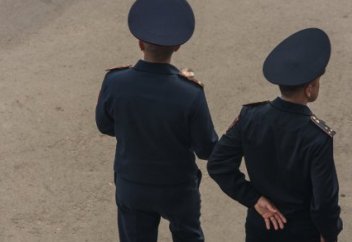 Полицейлер пара талап еткен жағдайда не істеу керек