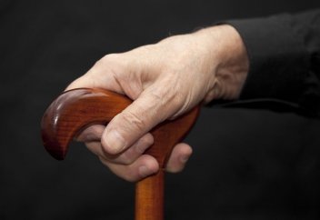 Қартайған халықтың бас қайғысы