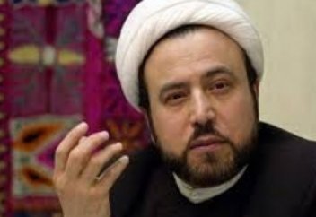 Имам Құранды өртеуге заңмен тыйым салуды талап етті