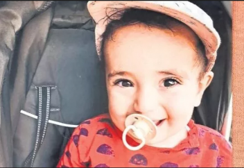 В ФРГ младенца отняли у родителей-мусульман и отдали гомосексуалистам