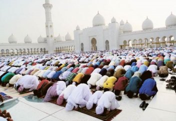 В Дубае в честь праздника Ид аль-Фитр чиновникам выплатят премию