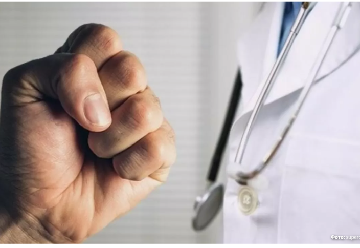Бұдан былай дәрігерлерге қол көтергендер қылмыстық жазаға тартылады
