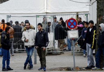 Германия будет лишать экстремистов гражданства