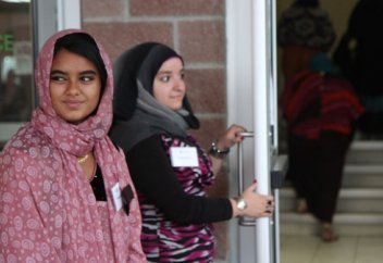 Изменение расписания занятий ради мусульманского населения