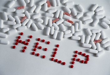 Какие лекарства подлежат бесплатной выдаче в Казахстане