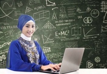 "Әйелдер тек түске дейін ғана жұмыс істесе..."