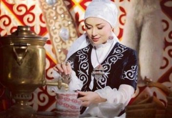 Жігіт пен қыздарға айтамын, келіндер сен де тыңда!