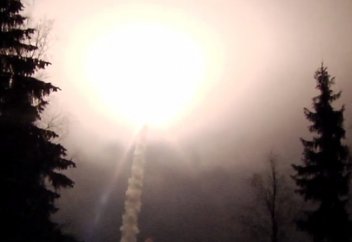 Ядролық қатердің бетін қайтаратын, алайда, ядролық қатерден әлдеқайда қауіпті қару қажет пе