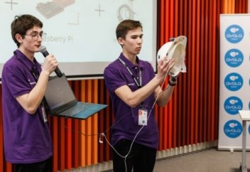 Зияткер оқушылардың жобасы – көру қаблеті бұзылған жандарға керемет мүмкіндік бере алады