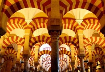 Активисты отстояли исламское прошлое Мескиты