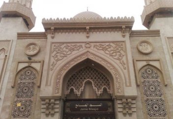 Еуропа ендігіндегі еңселі мешіт (ФОТО)