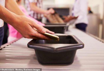 Предупреждение о малоизвестном правиле телефона в аэропортах, из-за которого ваше устройство может быть конфисковано