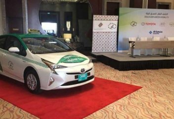 В ОАЭ перешли на гибридные автомобили