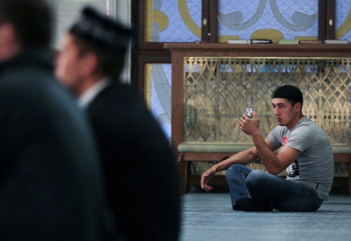 В Татарстане выпустят мусульманский справочник по правильному использованию телефона