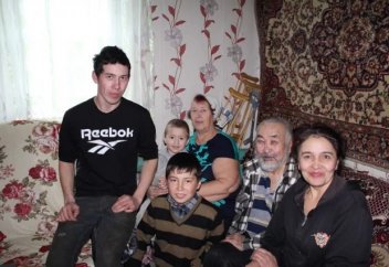 Как межнациональная пара из ВКО воспитала 15 детей