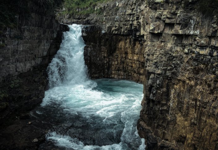 "Скрыт от глаз". В Кегене нашли самый красивый водопад в Казахстане (фото)