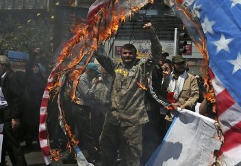 ВСЁ ПО МАКСИМУМУ И КАК МОЖНО СКОРЕЕ. ЧЕМ ОБУСЛОВЛЕН ВЫХОД США ИЗ ИРАНСКОЙ ЯДЕРНОЙ СДЕЛКИ?