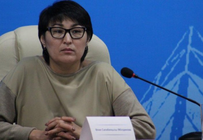 Эксперт: В Казахстане госслужащие могут читать намаз и ходить в мечеть