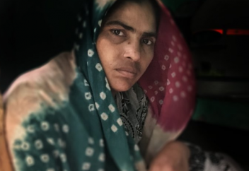 Мусульманка обвинила премьер-министра в страшной смерти мужа