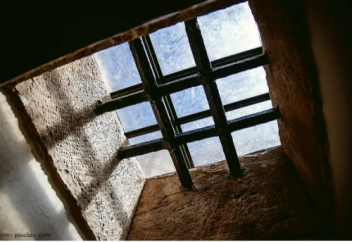 Опасные покупки: как безобидные вещи доводят до тюрьмы