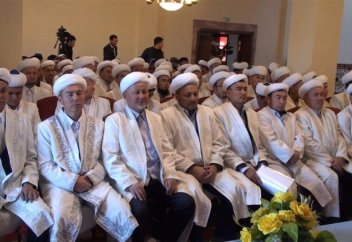 ИМАМДАР АЛҒАШҚЫ ЖАЛАҚЫЛАРЫН АЛДЫ (ФОТО+ВИДЕО)