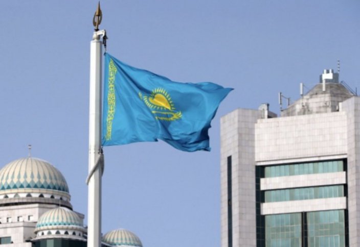 В Казахстане на изъятые у коррупционеров средства будут строить школы