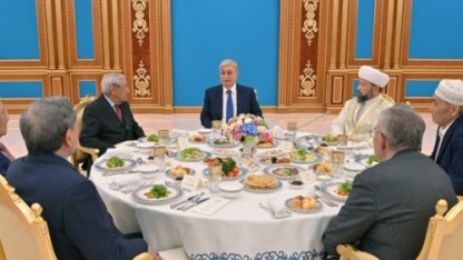 С кем встречают ифтар президенты разных стран
