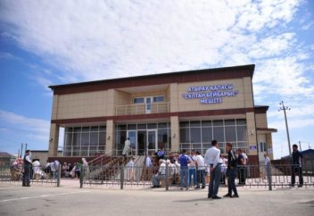 Атыраулық жомарт қамқоршылар қала тұрғындарына жаңа мешіт сыйлады