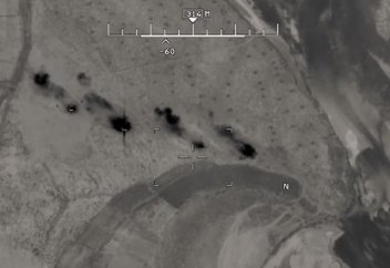 Америкалықтар Ауғанстанда маневр жасай алатын белгісіз қаруды сынақтан өткізді (видео)