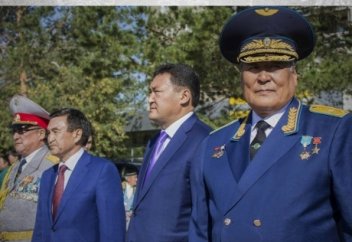 Малайсары Тархан тас тұғырда