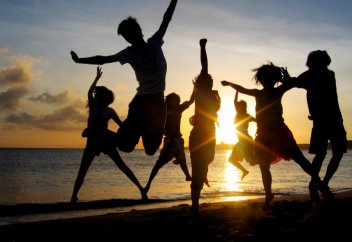 По версии ученых, здоровье и счастье являются «заразными»