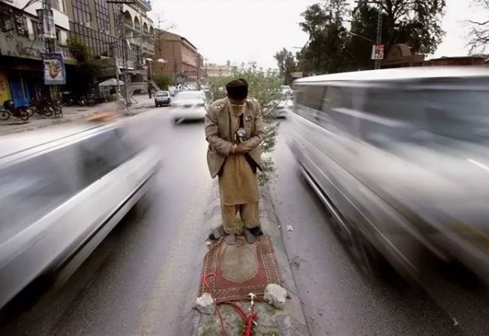 Разное: Полиция запретила намаз в общественных местах