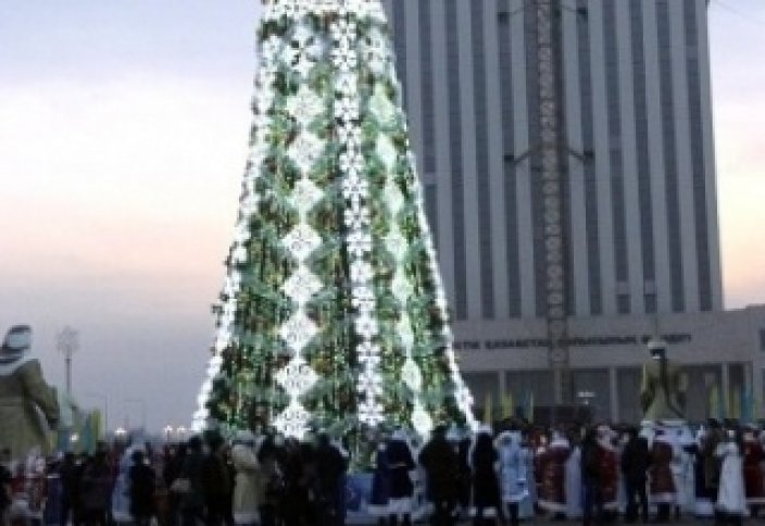 Власти Шымкента отказались от новогоднего оформления города, передав средства в пользу детей-сирот и малоимущих семей