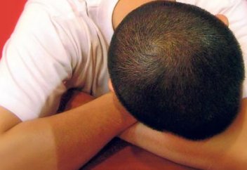 Ұйқыда бастырылып қаламын, себебі неде?