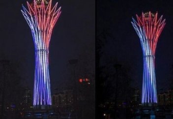 Монумент «Байтерек» засветился триколором в память о теракте в Париже