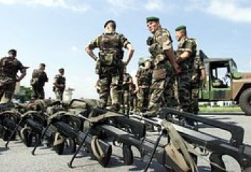 Франция откажется от крупных военных контингентов в Африке