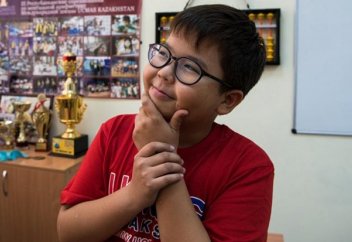 Қазақстандық «калькулятор бала» Индонезиядағы білім бәсекесінде гран-приді жеңіп алды