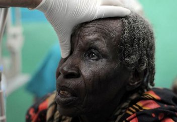 Турция оказала медпомощь жителям Кении