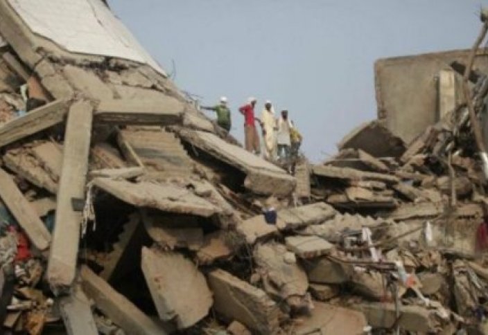 15 человек стали жертвами обрушения мечети в Сомали