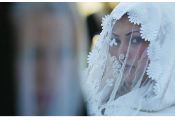 Молодая саудийка разгневала соцсети суровым брачным договором